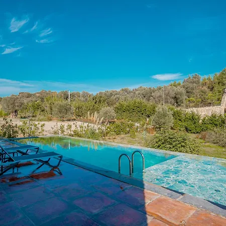 Bodroombnb Fully Private In Yalikavak For 20 Guests ,2 Pools & Botanical Garden Ideal For Events, Families & Friends