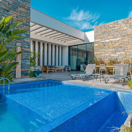 Bodroombnb Fully Private In Yalikavak For 20 Guests ,2 Pools & Botanical Garden Ideal For Events, Families & Friends